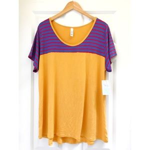 {LuLaRoe} 2XL Classic T